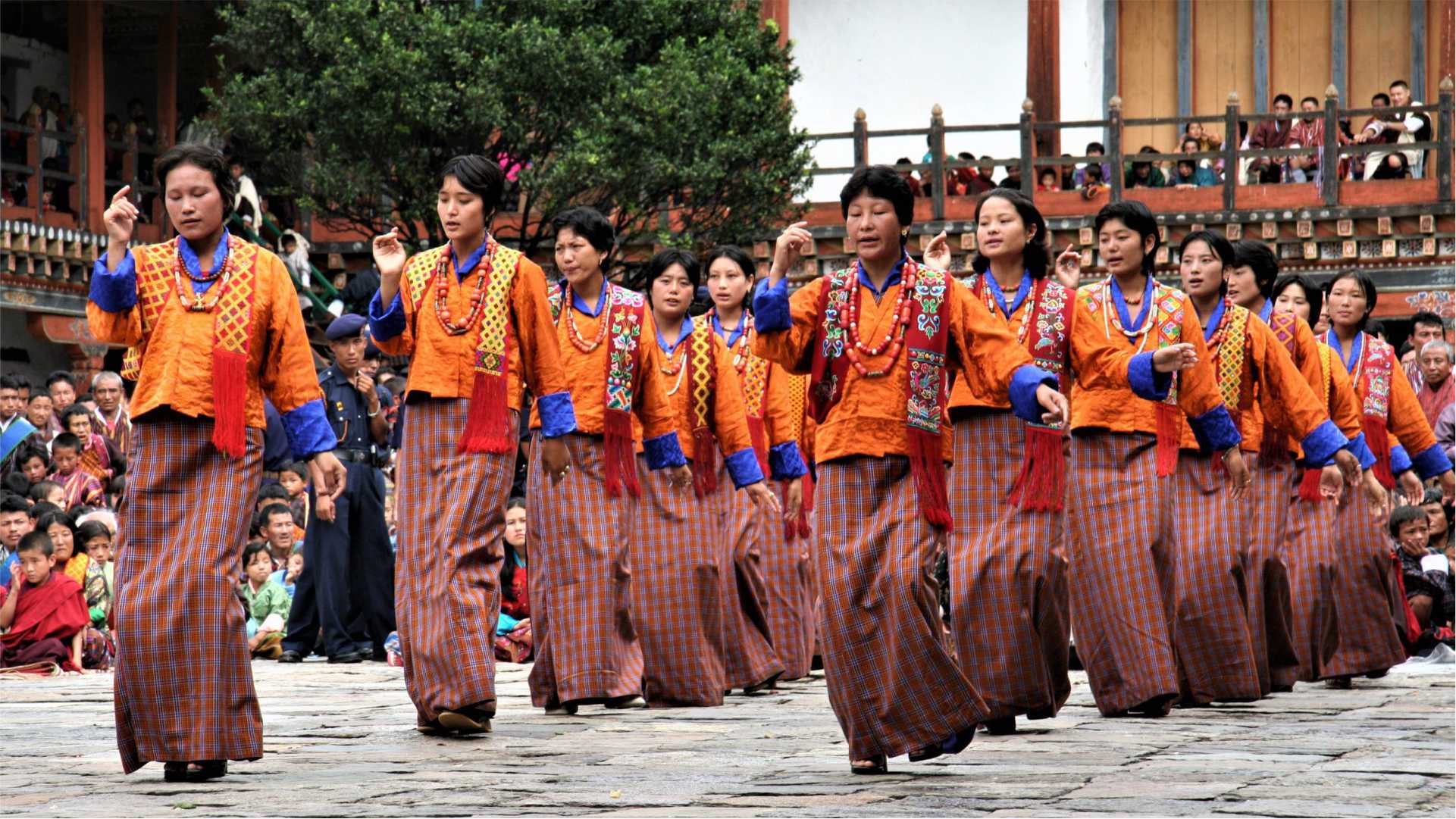 Essential Of Bhutan 5 Night / 6 Days